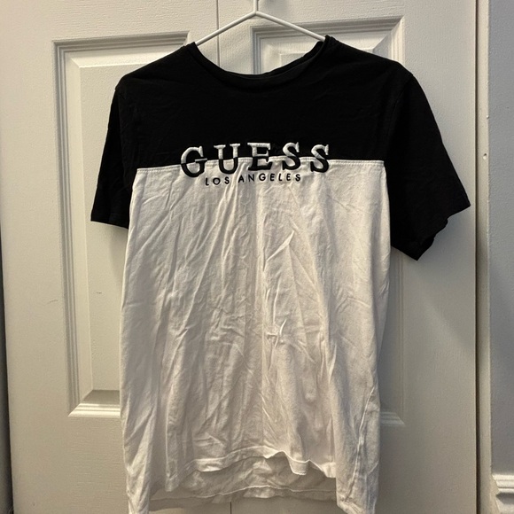 GUESS Los Angeles T-shirt, size medium, in good condition - Picture 1 of 2